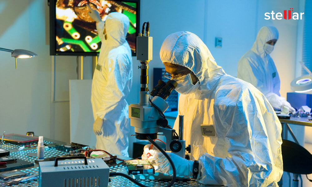 What is the Importance of Class 100 Clean Room Lab? Stellar Data Recovery